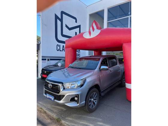 TOYOTA HILUX 2.8 SRV 4X4 CD 16V DIESEL 4P AUTOMÁTICO TOYOTA HILUX 2.8 SRV 4X4 CD 16V DIESEL 4P AUTOMÁTICO